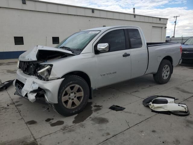 Nissan Titan