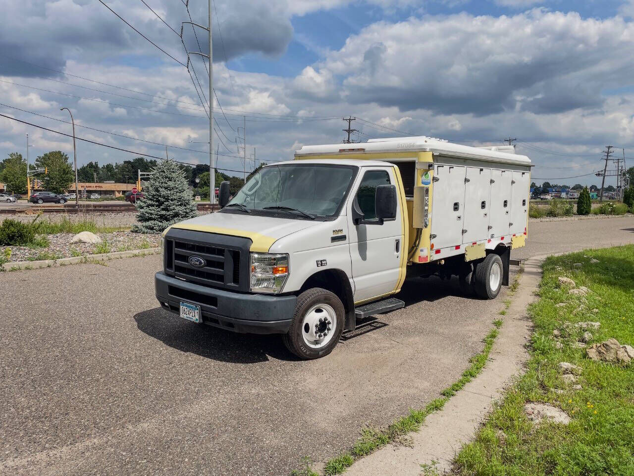 2018 FORD E-450
