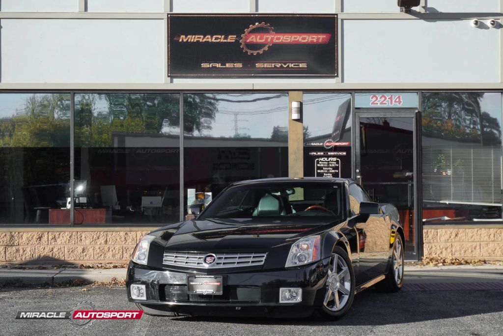 Cadillac XLR