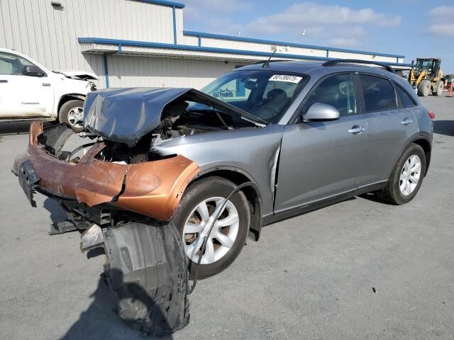 Infiniti FX35