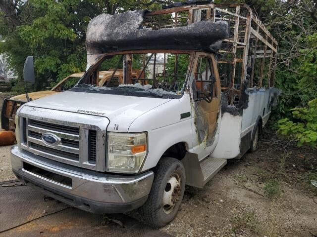 Ford E-350