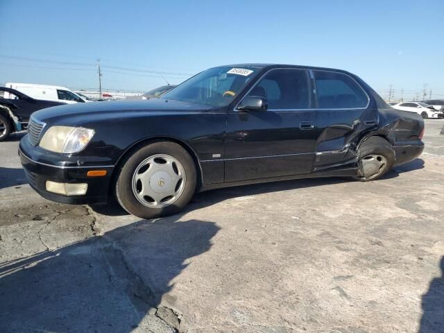 Lexus LS