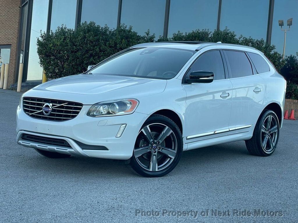 2017 VOLVO XC60