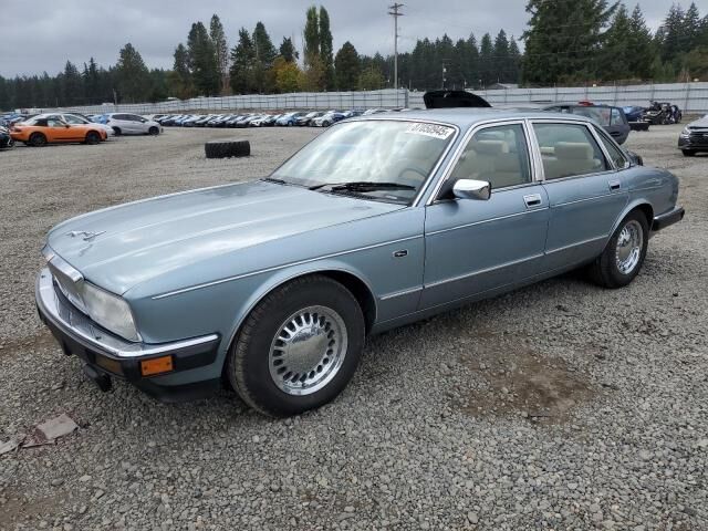 Jaguar Vanden Plas