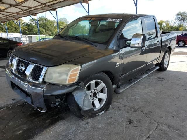 Nissan Titan