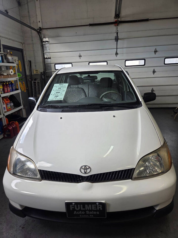Toyota Echo