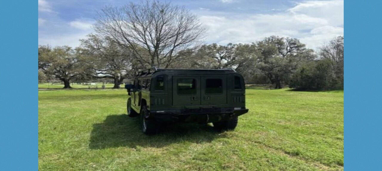 HUMMER H1
