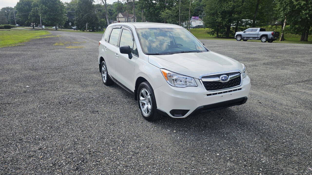 2015 SUBARU Forester