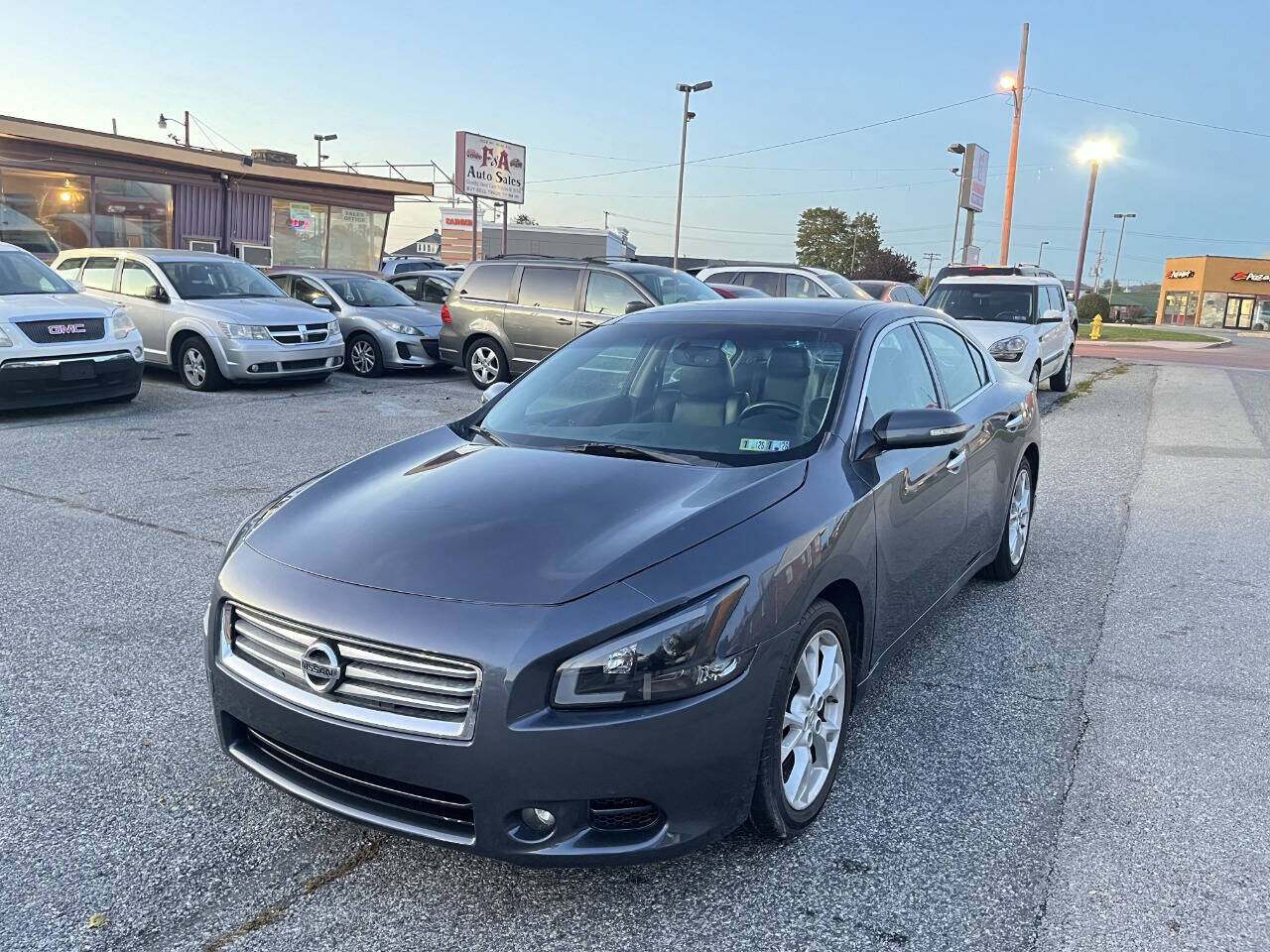 2012 NISSAN Maxima