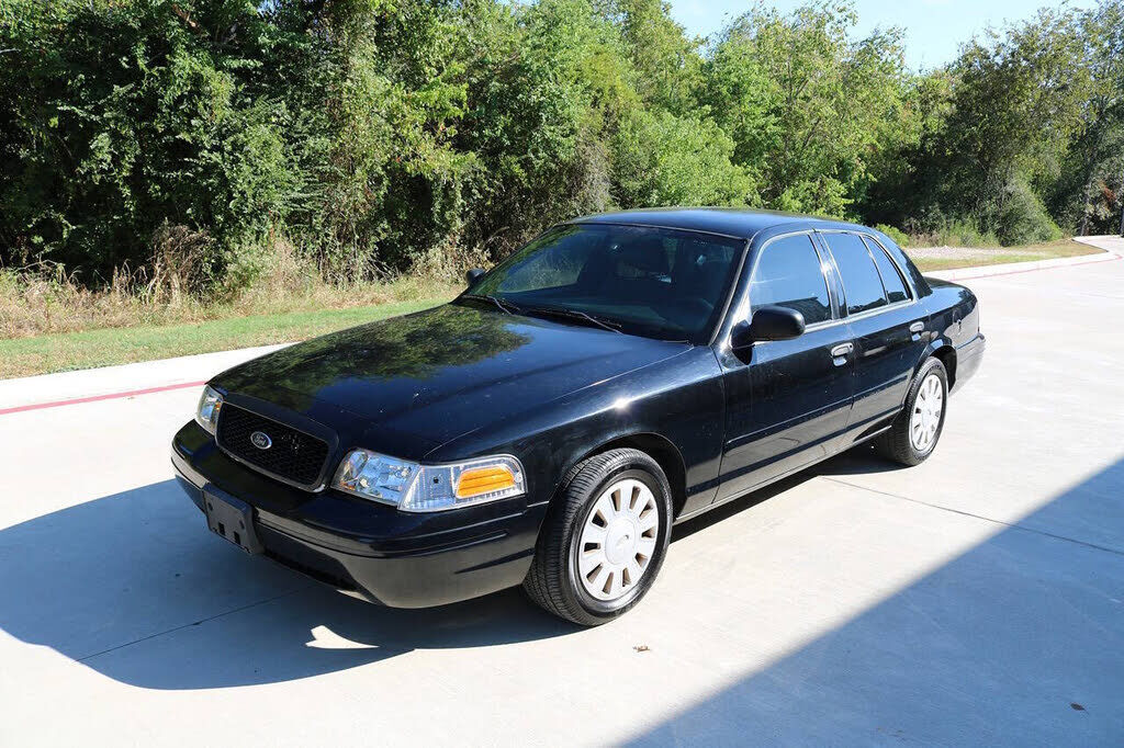 Ford Crown Victoria