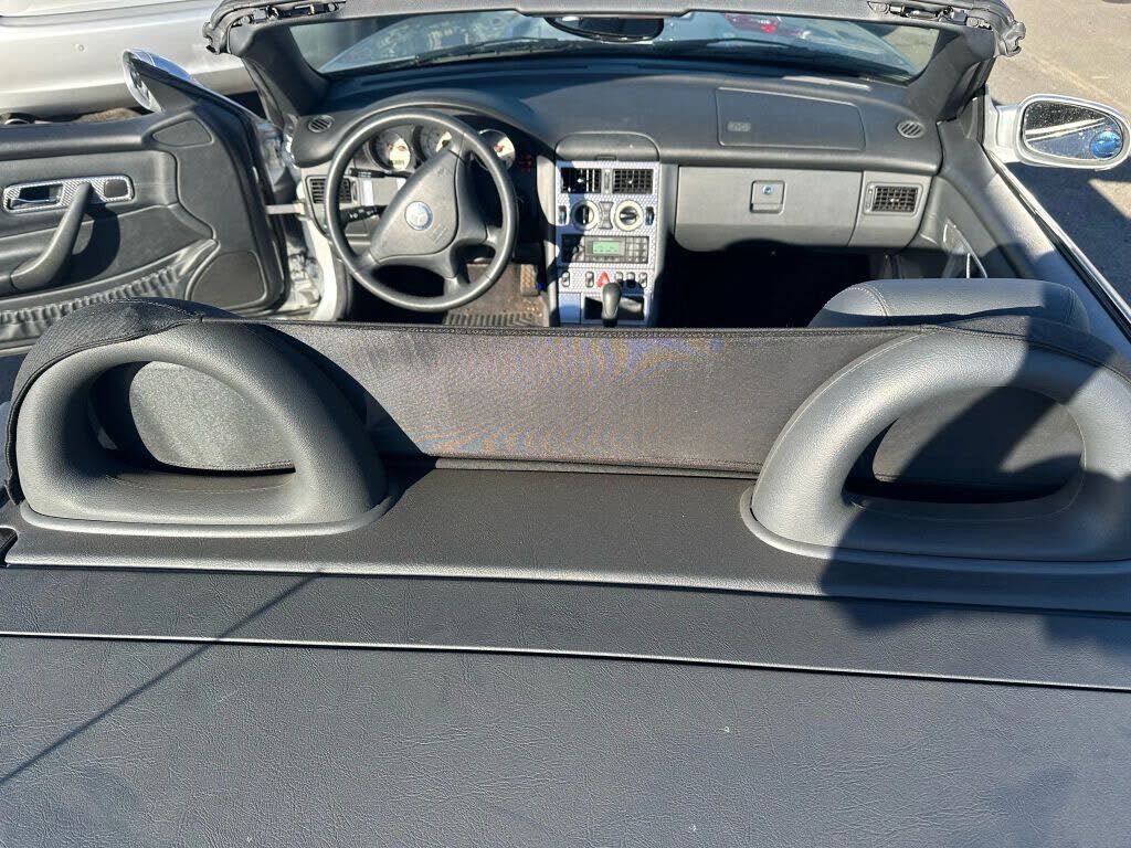 2003 MERCEDES-BENZ SLK-Class