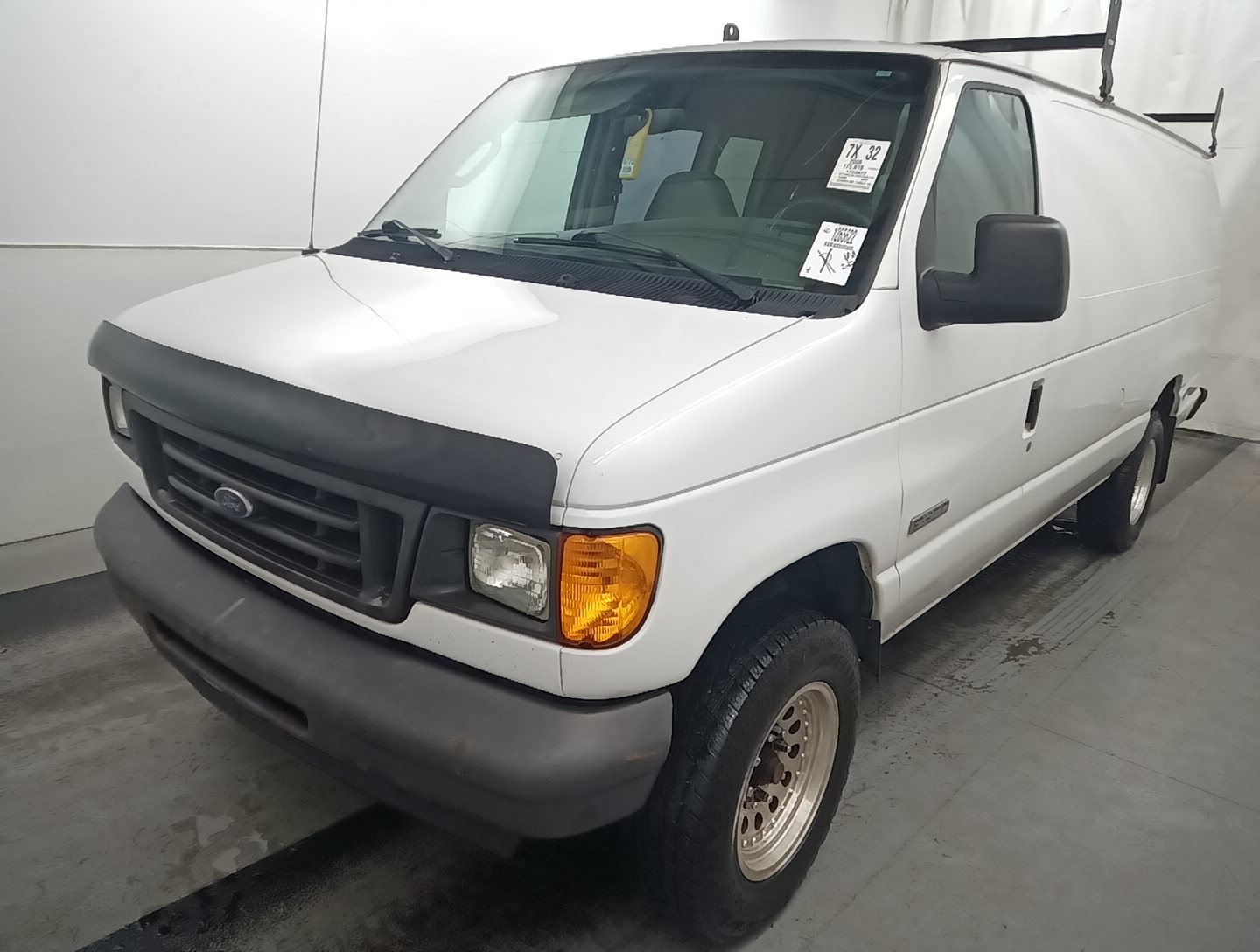 Ford E-250