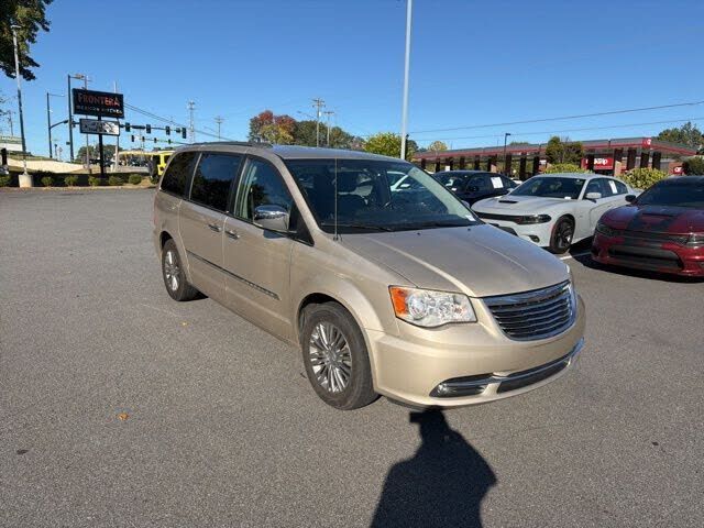Chrysler Town and Country