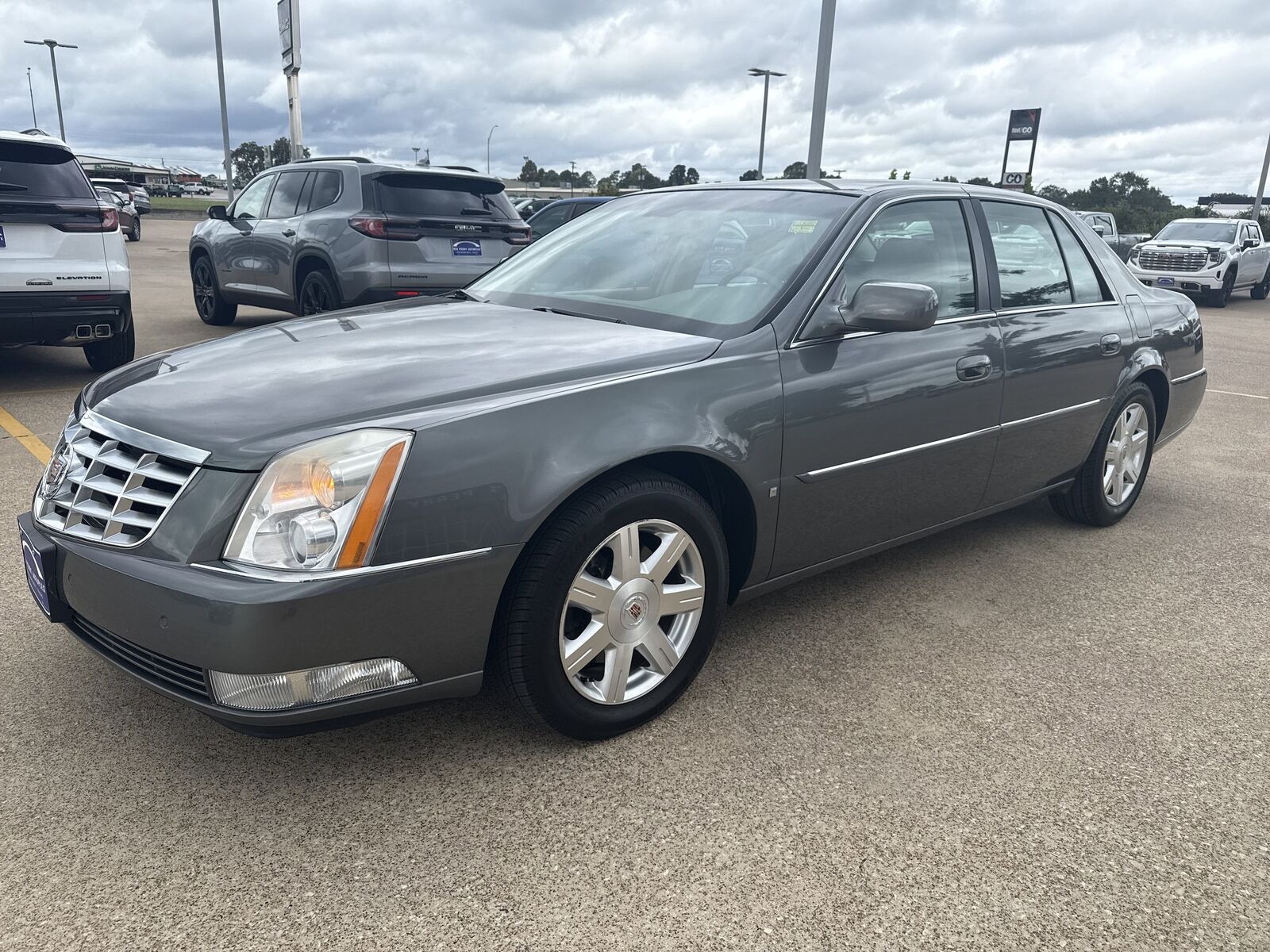 Cadillac DTS
