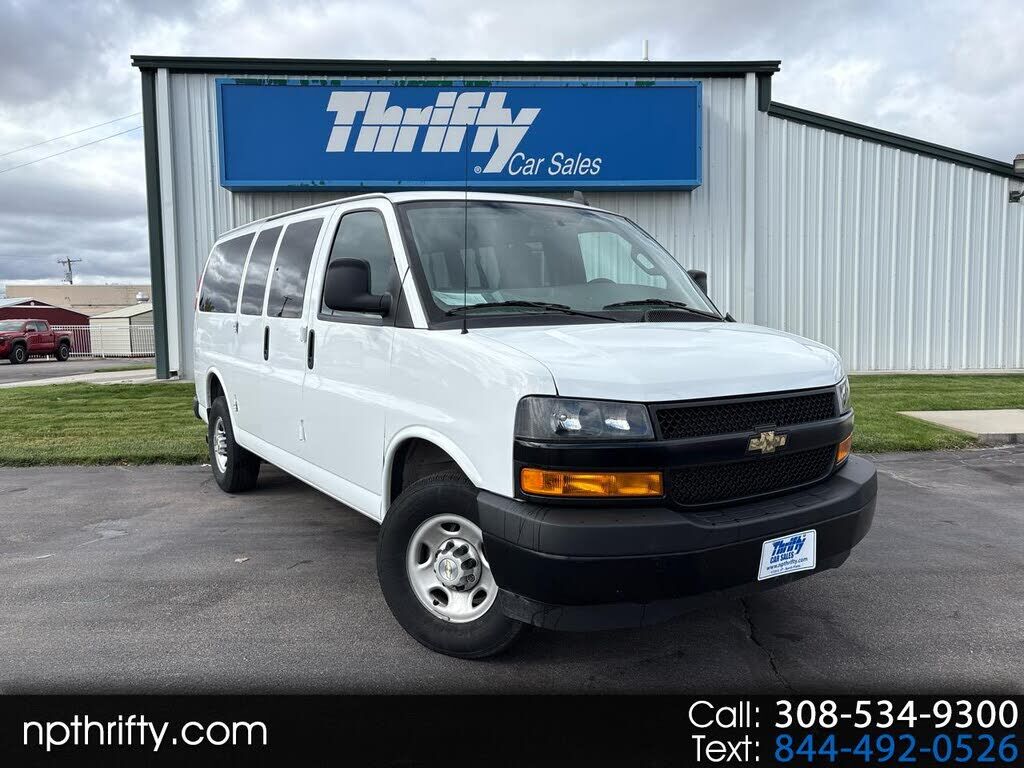 2023 CHEVROLET Express