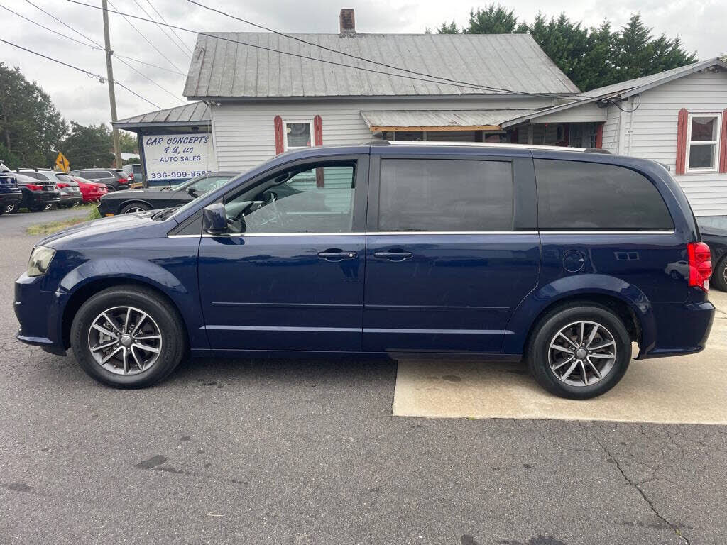 2017 DODGE Grand Caravan