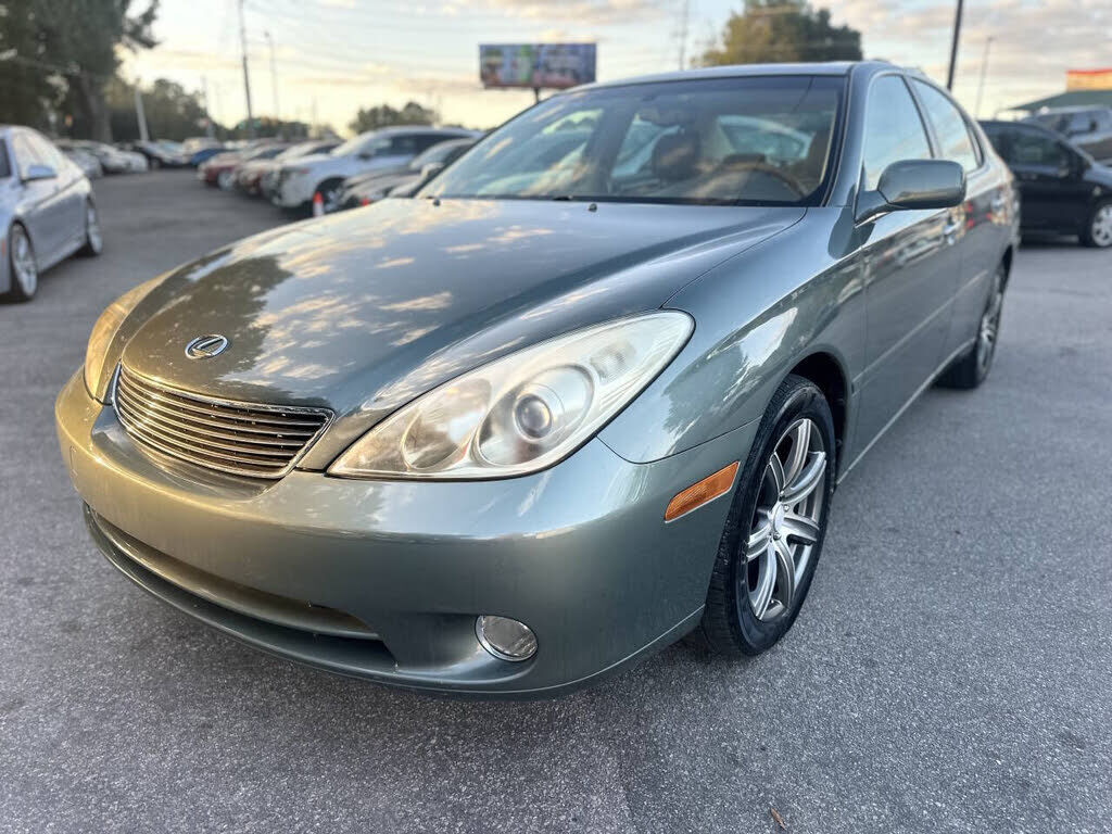 Lexus ES