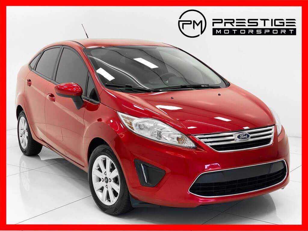 2011 FORD Fiesta