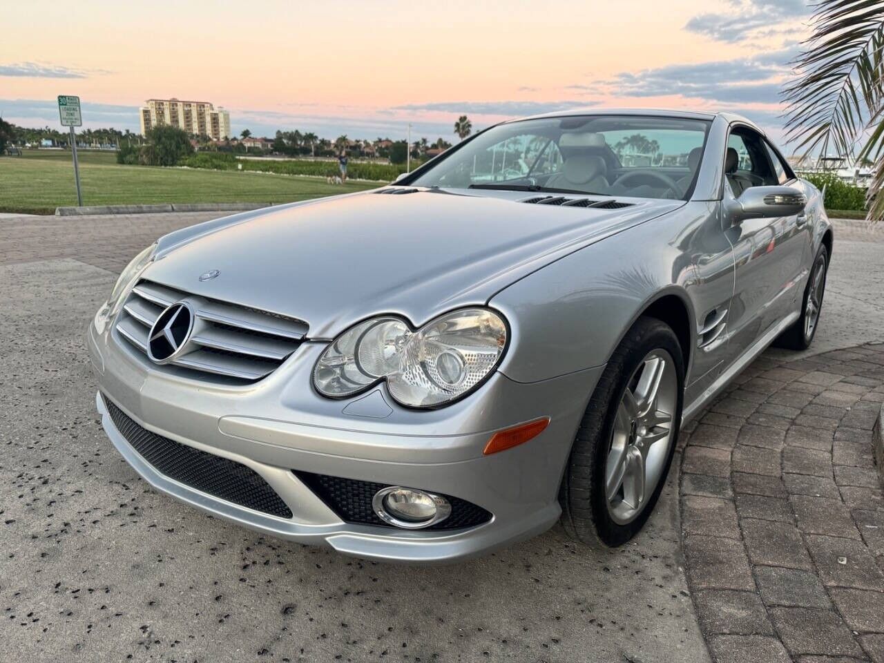 Mercedes-Benz SL-Class