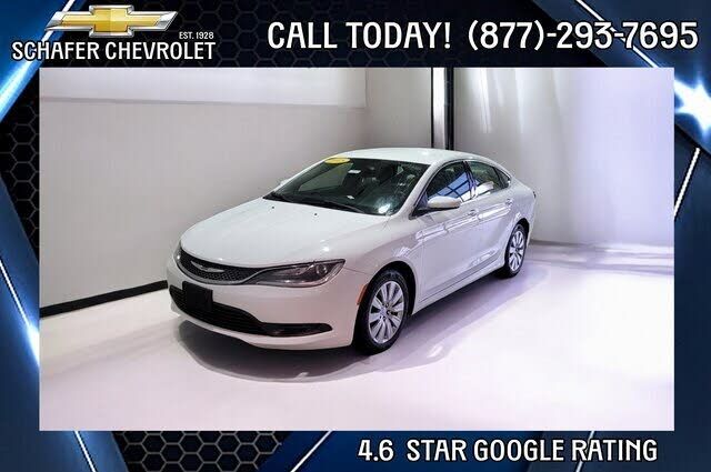 Chrysler 200
