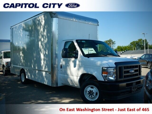 2025 FORD E-450