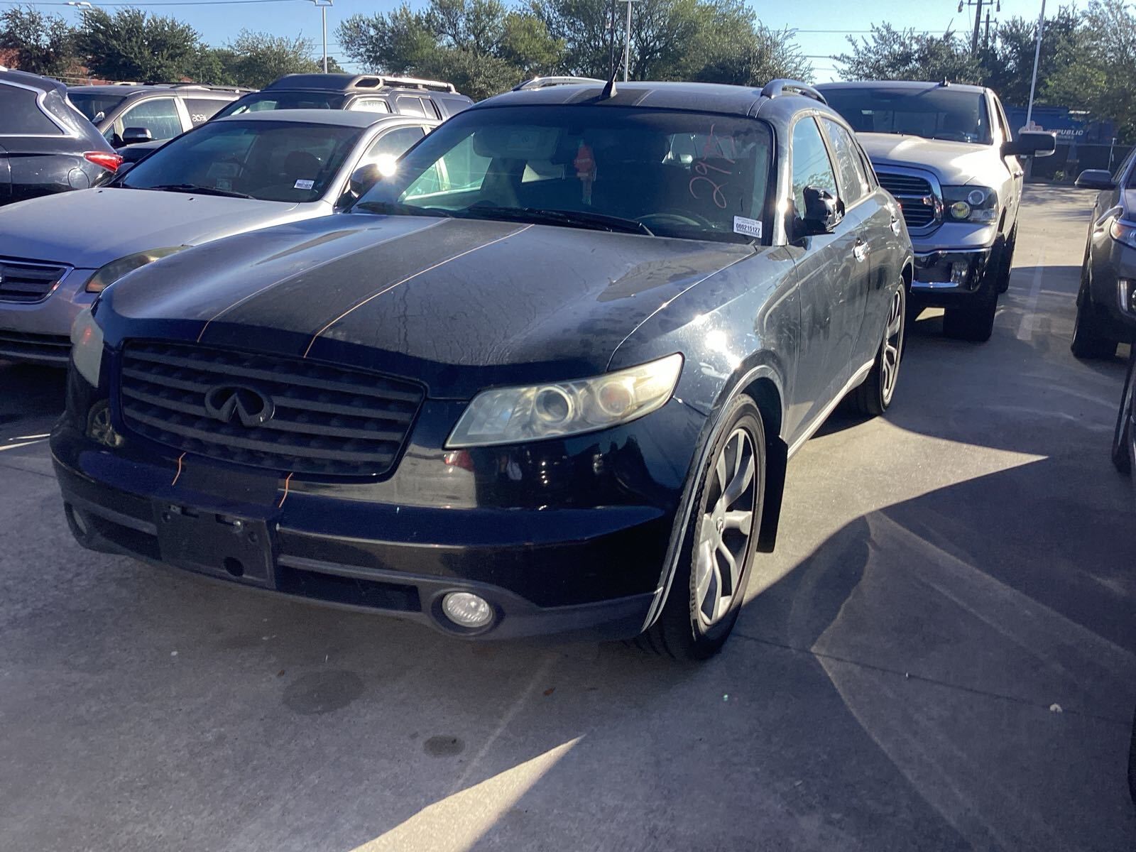 Infiniti FX35