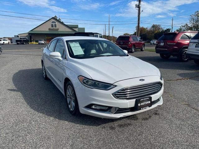 2017 FORD Fusion