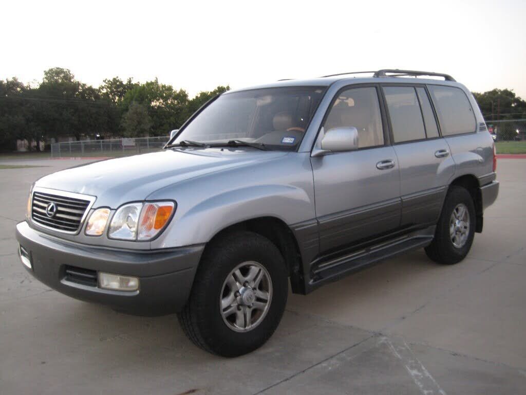 Lexus LX
