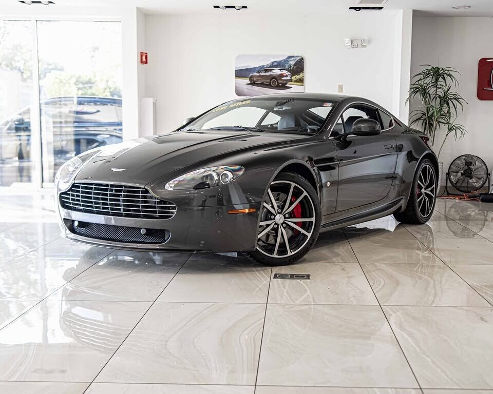 Aston Martin V8 Vantage
