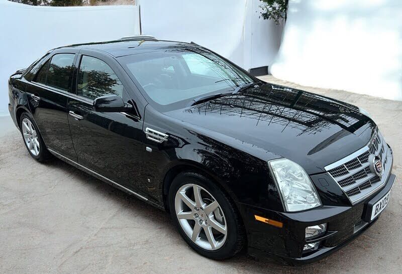 Cadillac STS