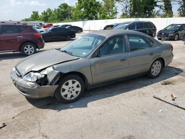 Ford Taurus