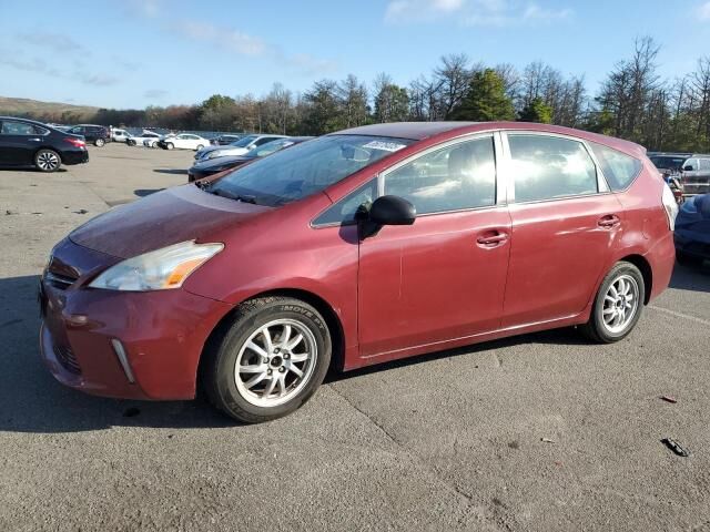 Toyota Prius V