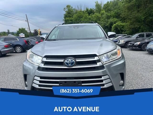 2018 TOYOTA Highlander