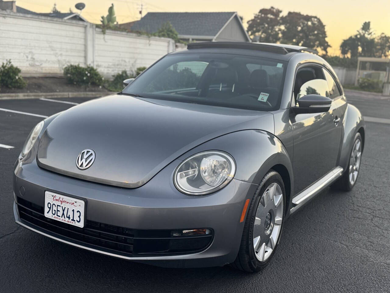 2012 VOLKSWAGEN Beetle