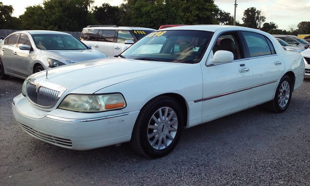 Lincoln Town Car