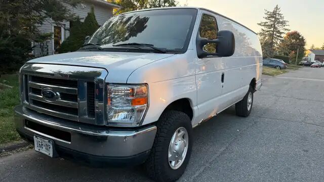 Ford E-250