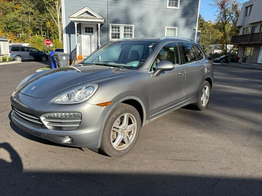 2014 PORSCHE Cayenne
