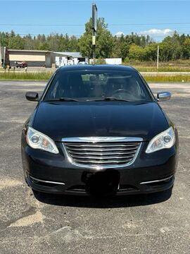 Chrysler 200