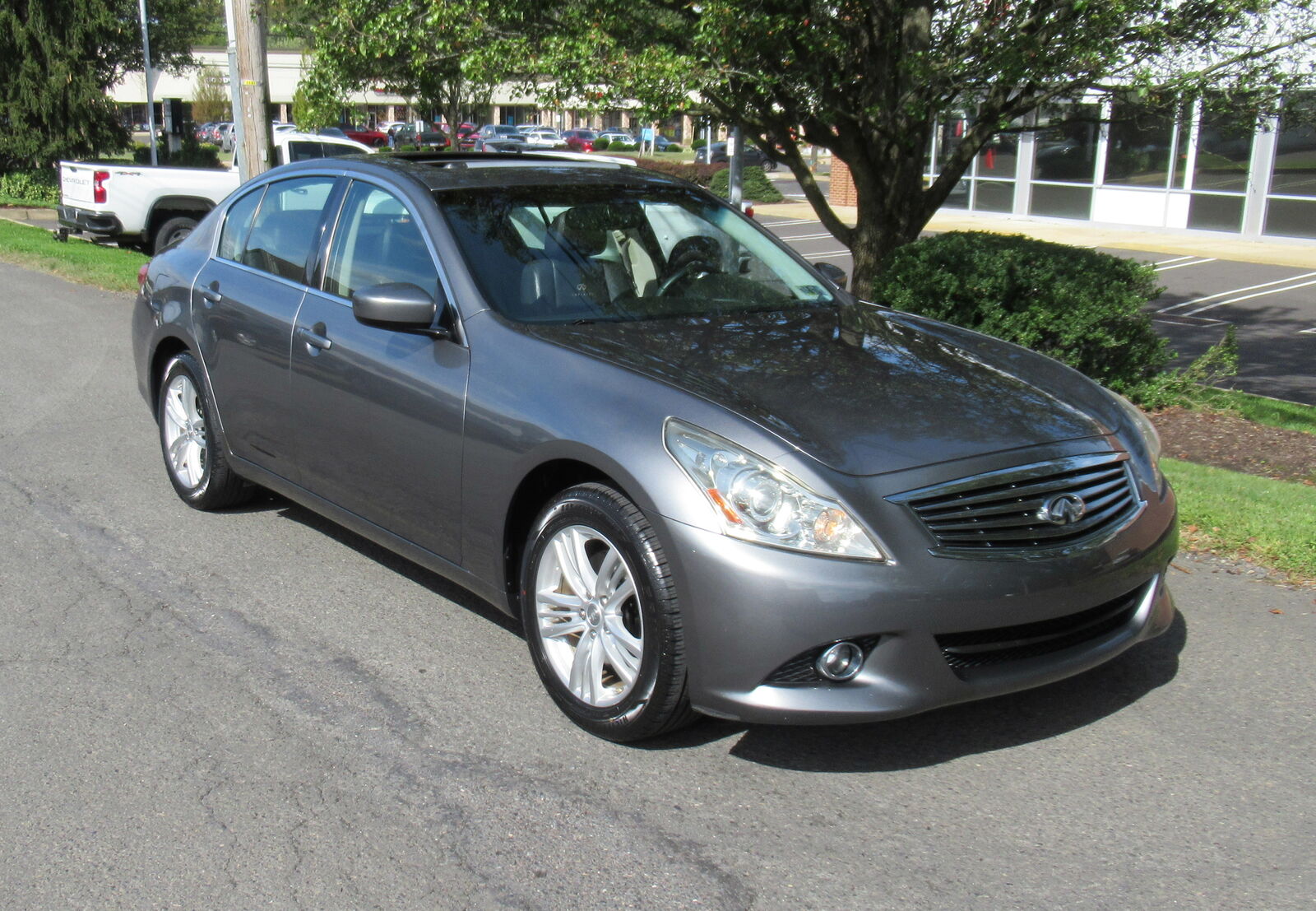 Infiniti G25