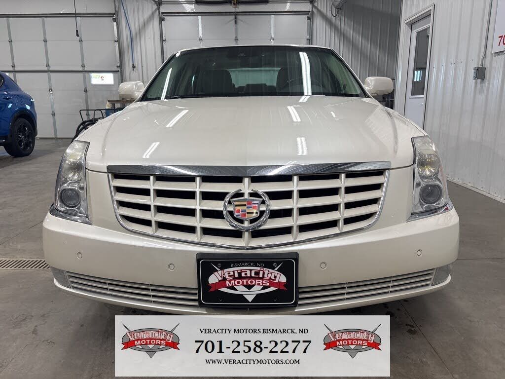 Cadillac DTS
