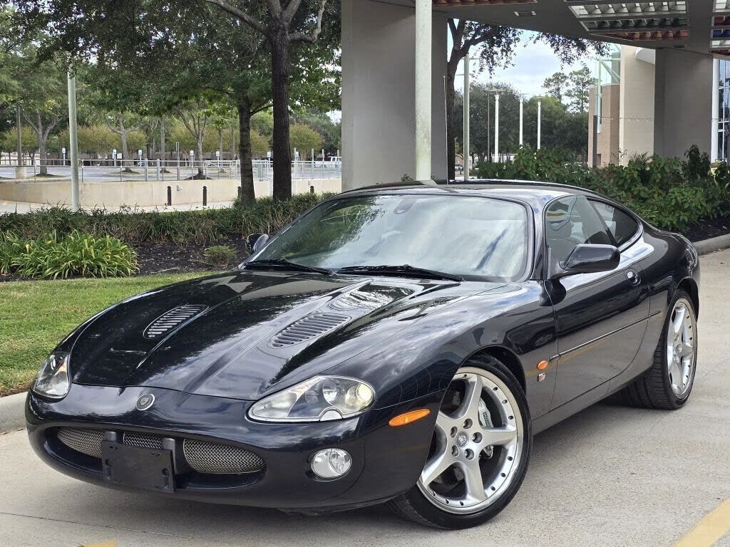 Jaguar XKR