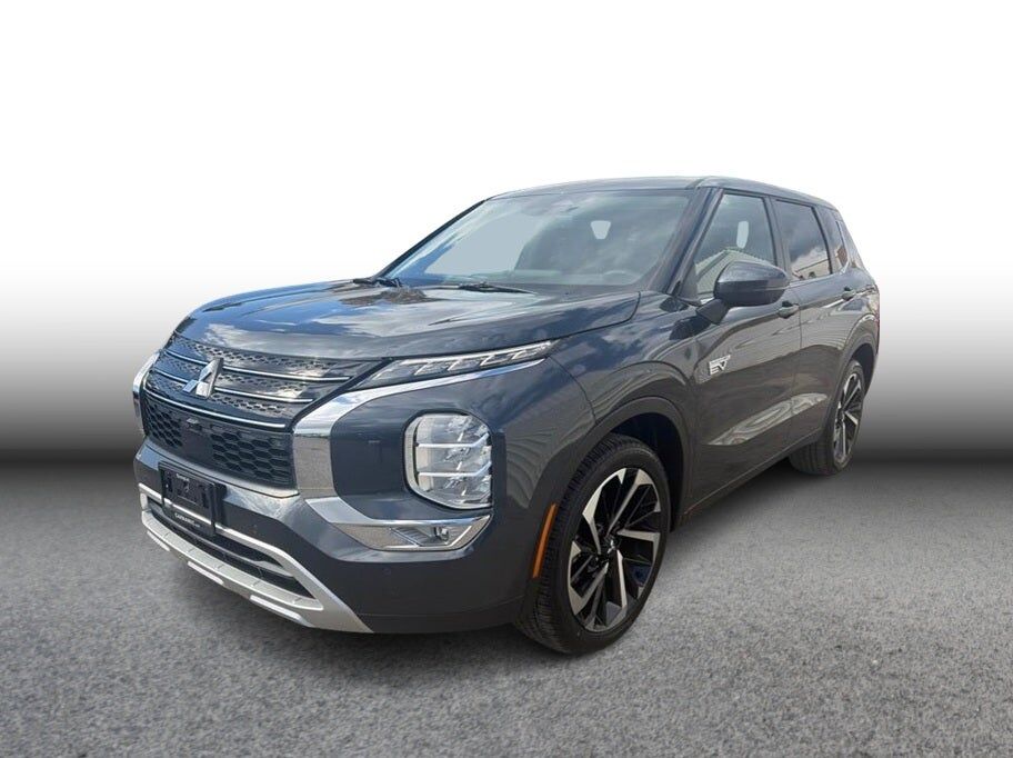 2025 MITSUBISHI Outlander