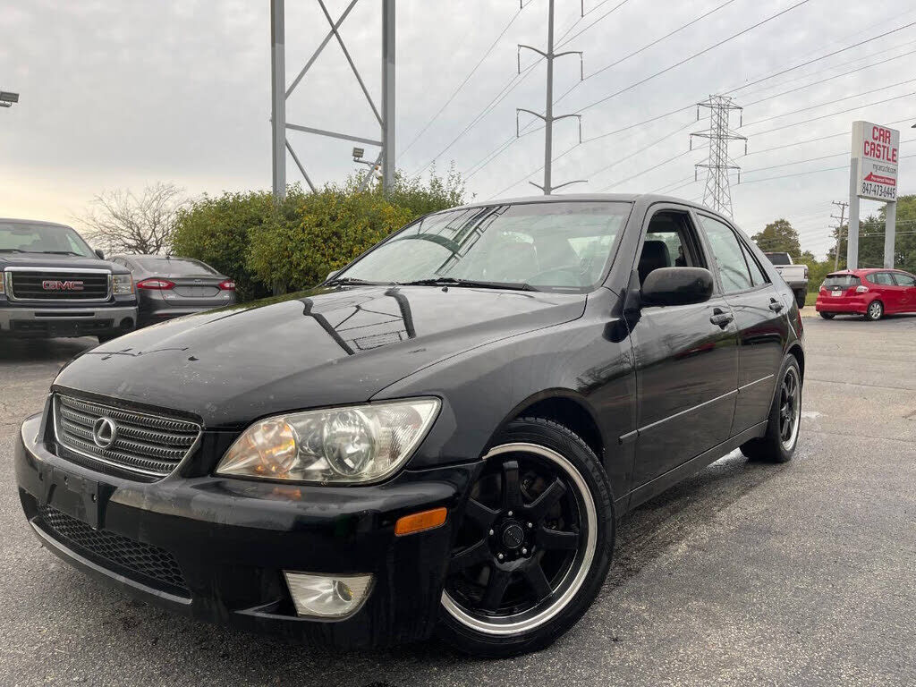 Lexus IS