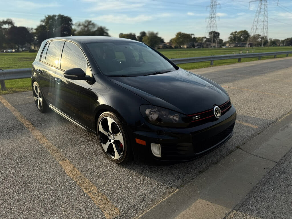 2012 VOLKSWAGEN GTI