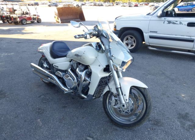 Suzuki VZR1800