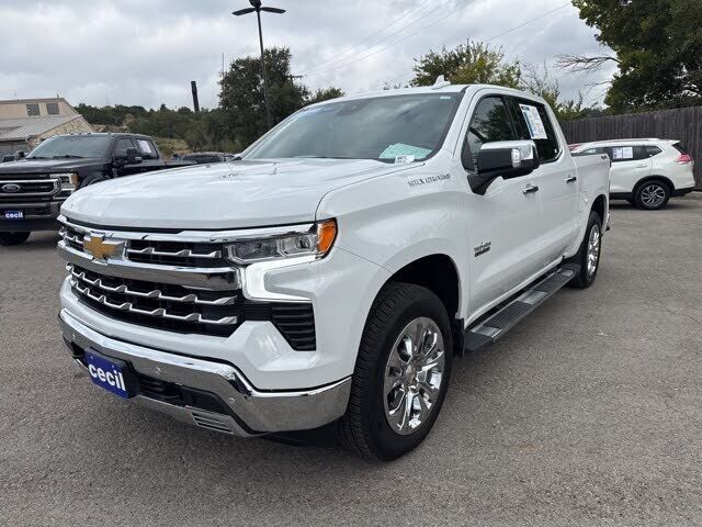 2025 CHEVROLET Silverado