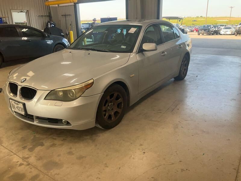 BMW 525i
