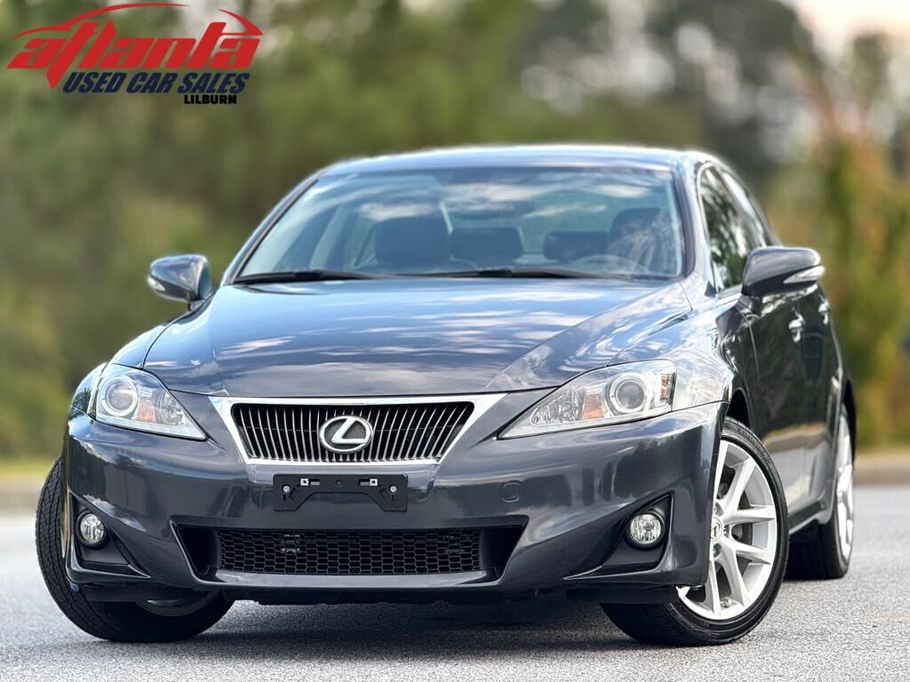 Lexus IS