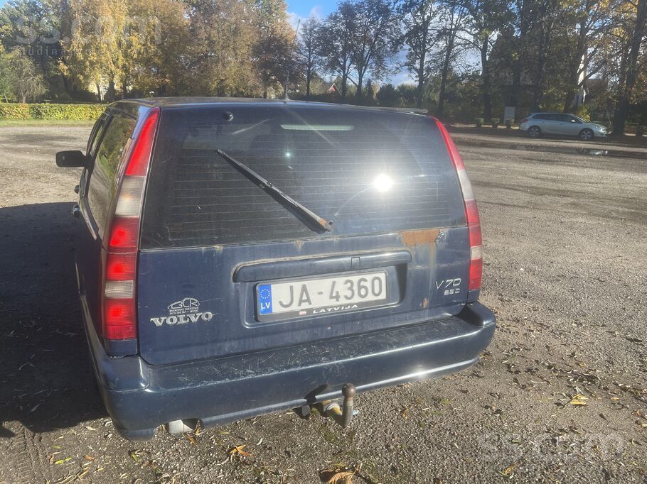 Volvo V70