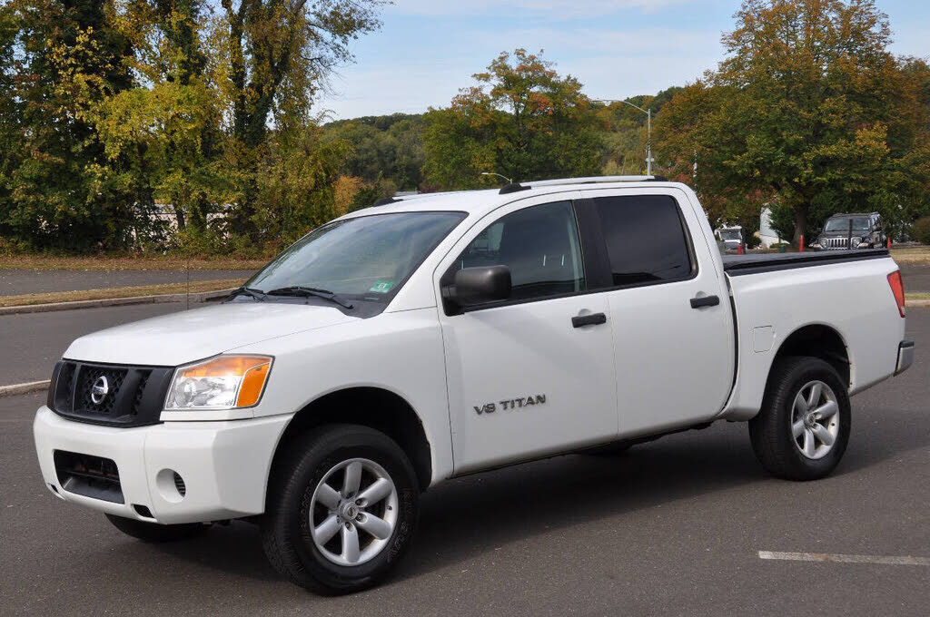 2013 NISSAN Titan